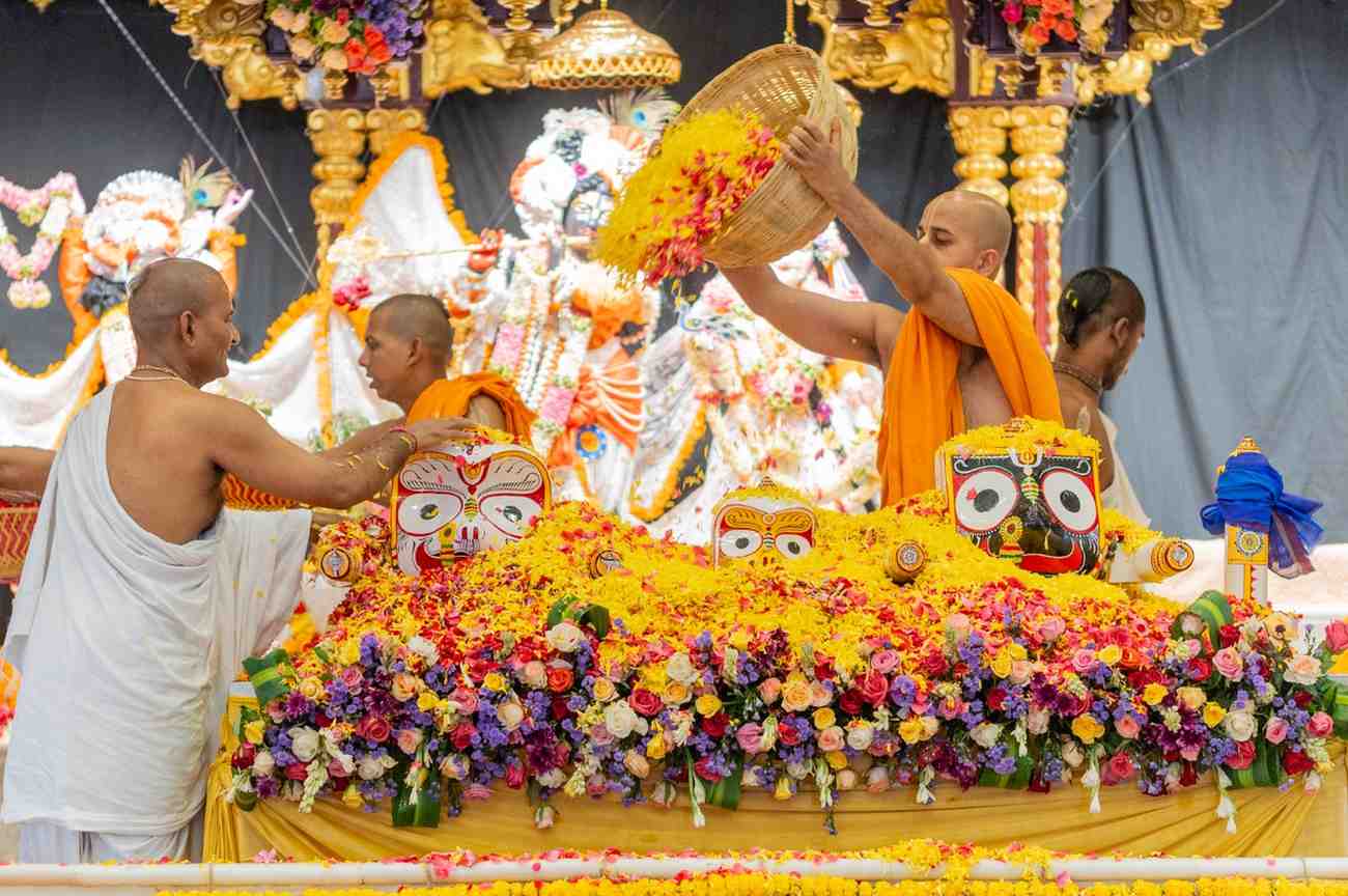 Exquisite flower decor